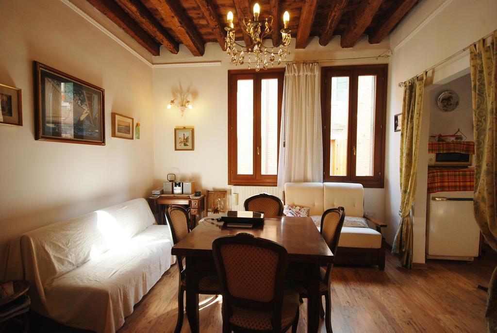 La Galea Venice Apt Szoba fotó